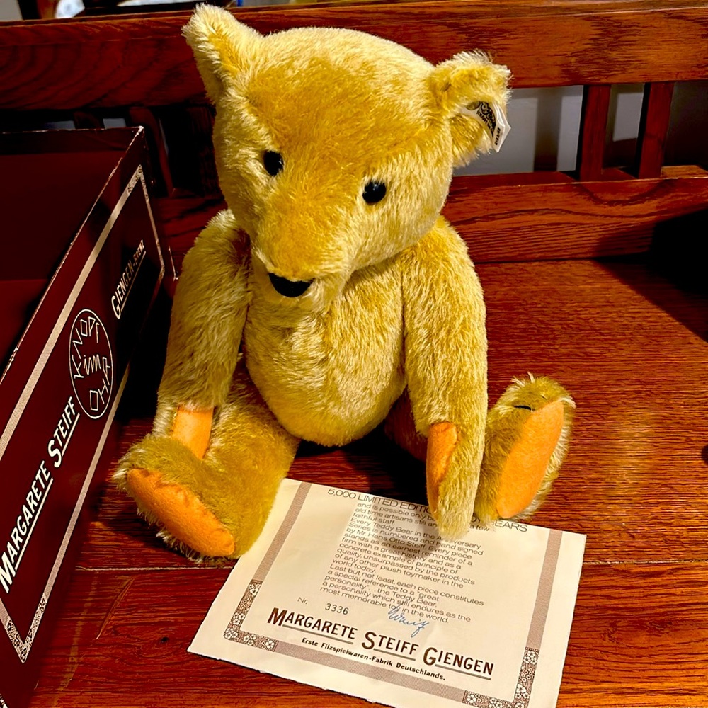 Steiff collectible bear Limited edition mohair ￼